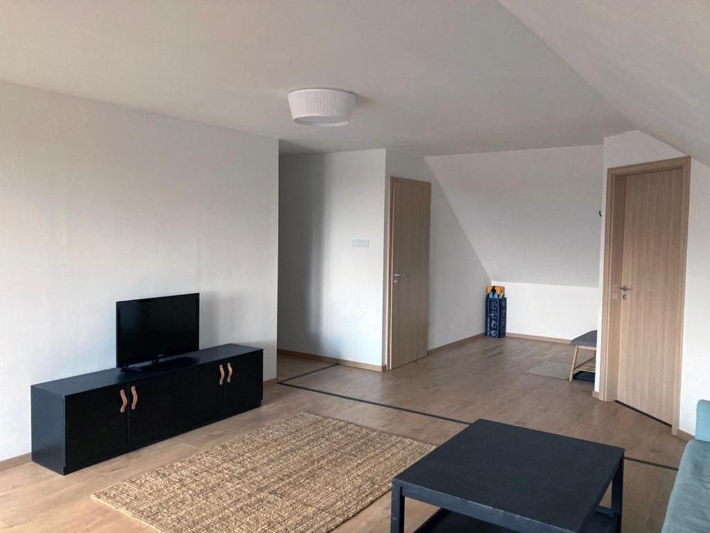 Karadi Apartman Zánka Exterior foto