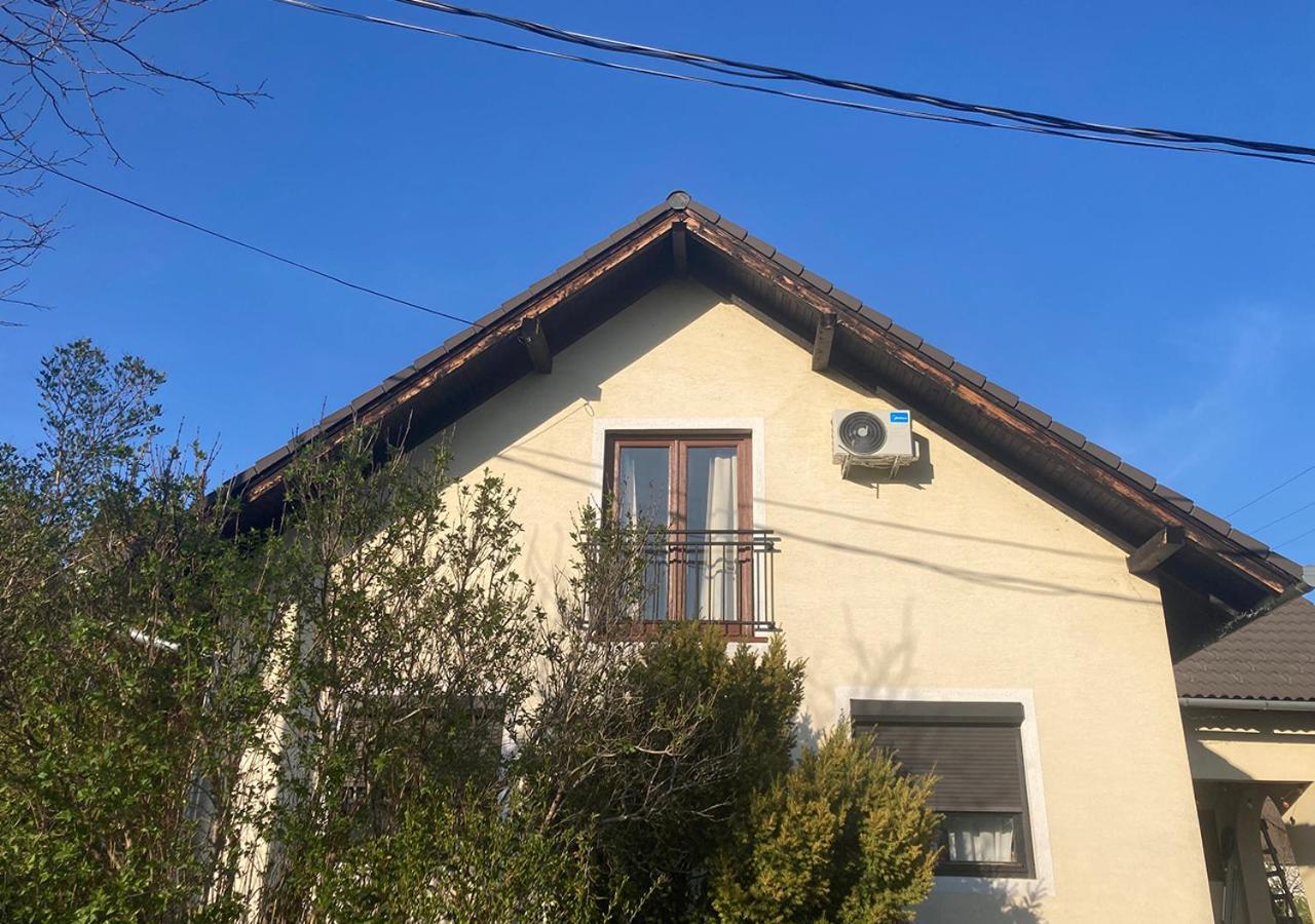 Karadi Apartman Zánka Exterior foto