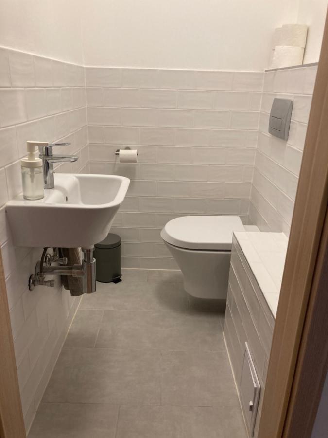 Karadi Apartman Zánka Exterior foto