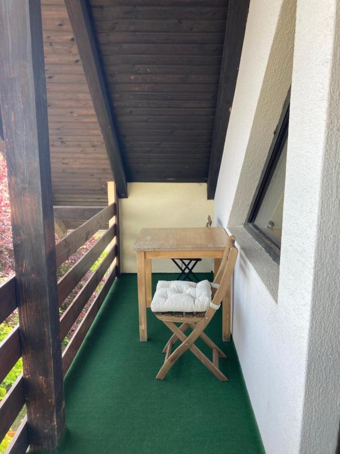 Karadi Apartman Zánka Exterior foto